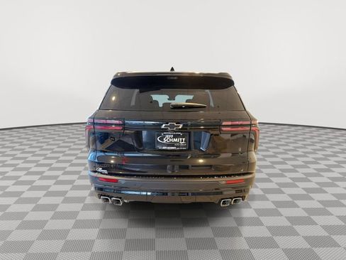 New 2026 Chevrolet Traverse LT w/ Midnight/Sport Edition FWD image 9