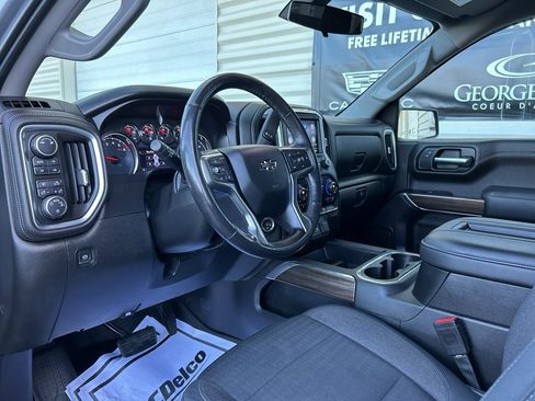 Used 2019 Chevrolet Silverado 1500 LT Trail Boss AWD/4WD image 11