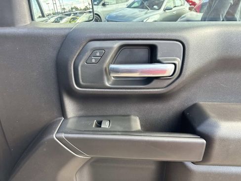 Certified 2023 Chevrolet Silverado 1500 Custom image 15