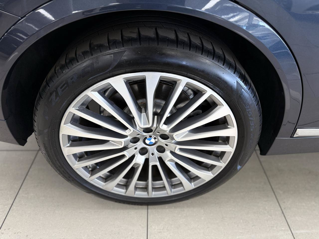 Used 2019 BMW X7 xDrive50i w/ Executive Package AWD/4WD image 44