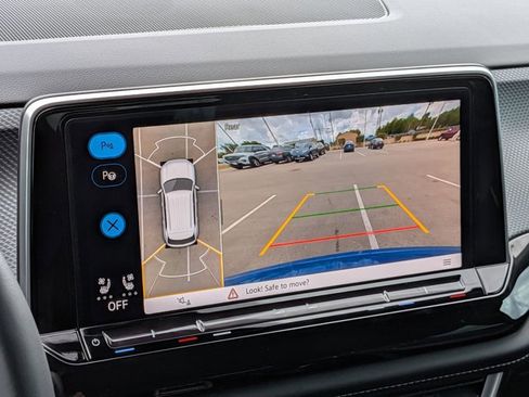 Used 2025 Volkswagen Atlas Cross Sport SEL Premium R-Line image 13