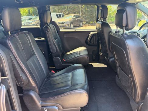 Used 2019 Dodge Grand Caravan GT FWD image 25