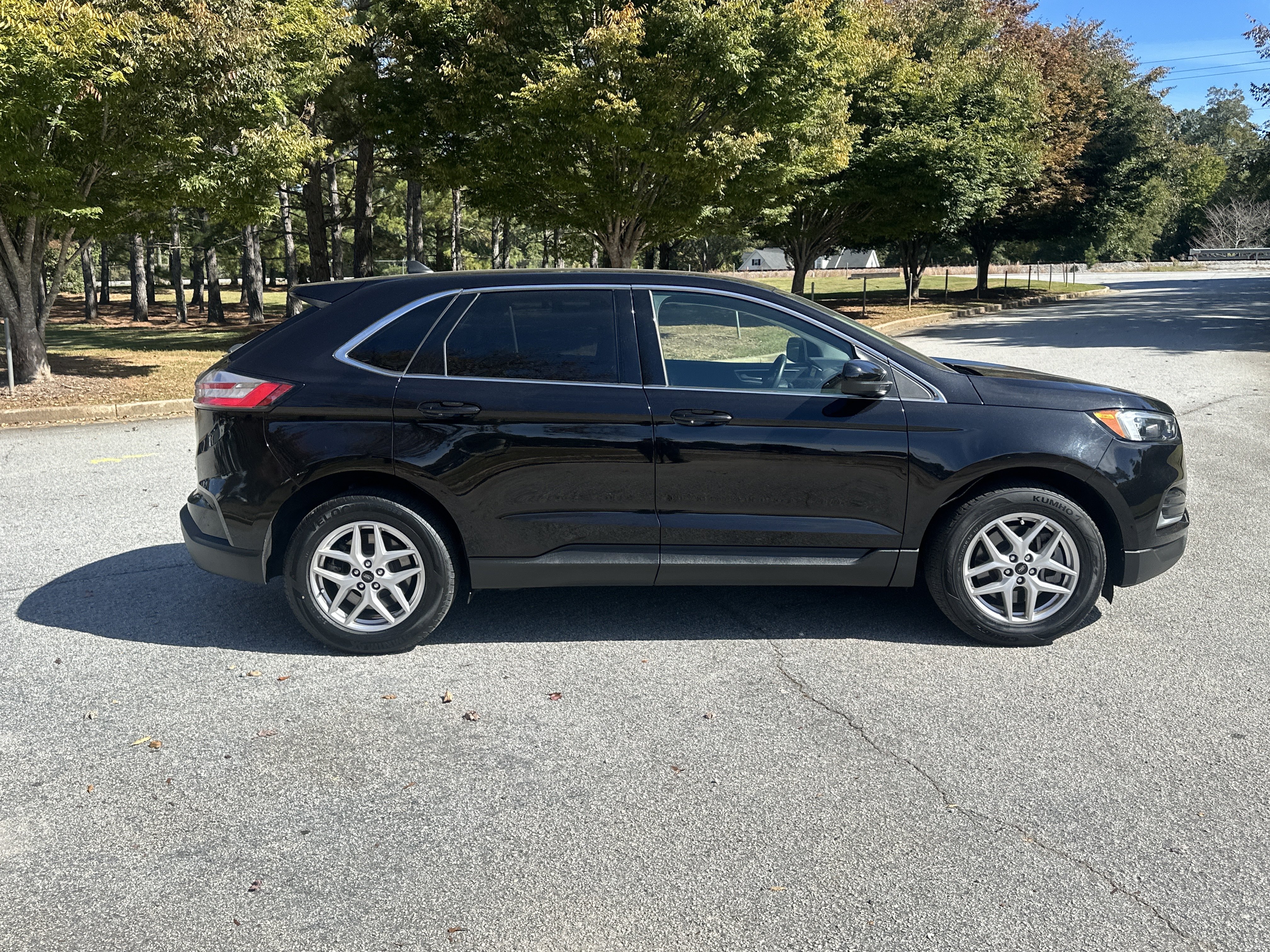 Used 2024 Ford Edge SEL AWD/4WD image 4