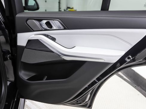 New 2026 BMW X5 xDrive40i w/ M Sport Package image 26