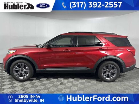 Used 2022 Ford Explorer XLT w/ Equipment Group 202A AWD/4WD image 5