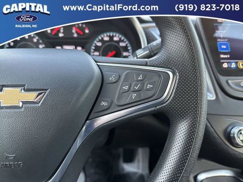 Used 2024 Chevrolet Malibu LT image 22