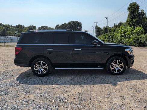 Used 2023 Ford Expedition Limited AWD/4WD image 7