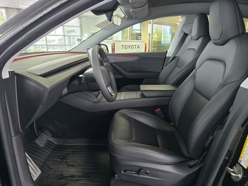 Used 2026 Tesla Model Y Premium image 20