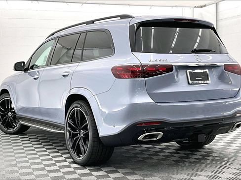 New 2026 Mercedes-Benz GLS 580 4MATIC image 2
