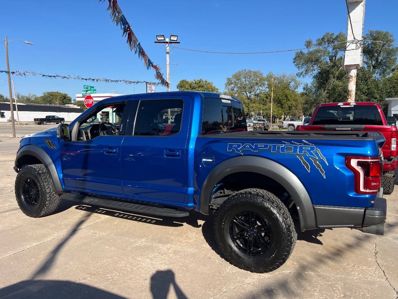 Used 2017 Ford F150 Raptor w/ Equipment Group 802A Luxury AWD/4WD image 10