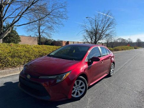 Used 2022 Toyota Corolla LE image 4