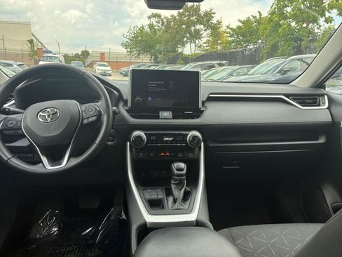 Used 2024 Toyota RAV4 XLE w/ Weather Package AWD/4WD image 17
