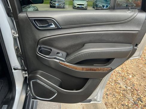 Used 2019 Chevrolet Tahoe LT AWD/4WD image 30