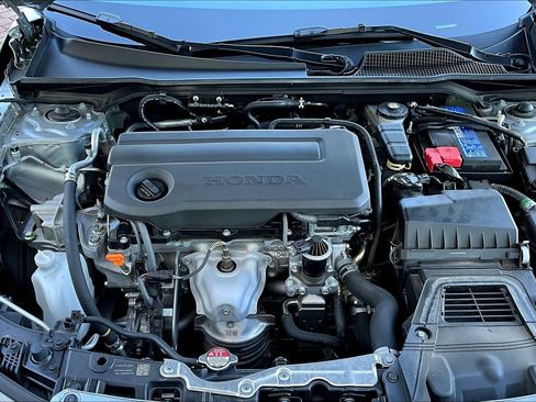 Used 2025 Honda Civic Sport image 28