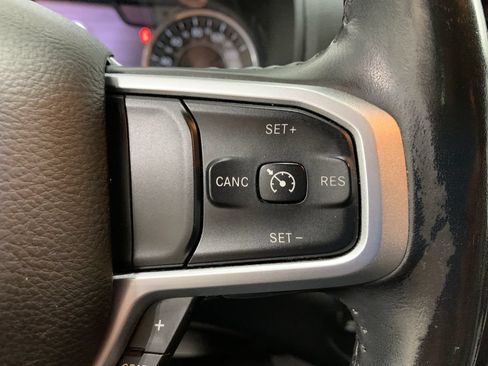 Used 2020 RAM 1500 Big Horn AWD/4WD image 22
