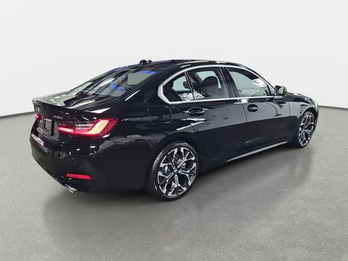 New 2025 BMW 330i xDrive Sedan w/ Convenience Package image 5