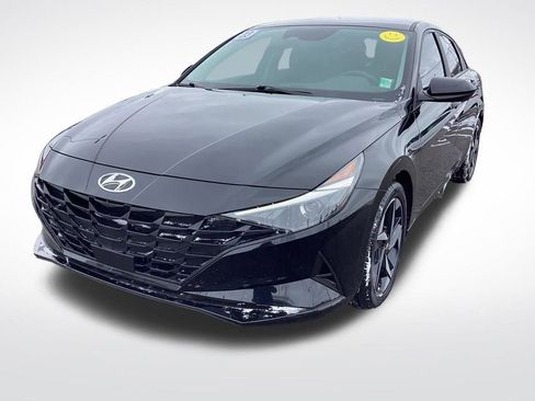 Used 2023 Hyundai Elantra SEL w/ Convenience Package image 6