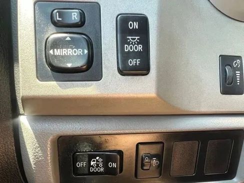 Used 2012 Toyota Tundra 2WD CrewMax w/ Tow Pkg image 22