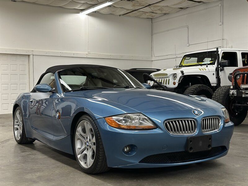 Used 2003 BMW Z4 3.0i RWD image 1