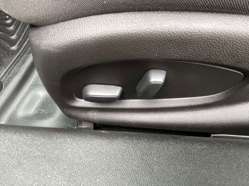 Used 2020 Chevrolet Camaro LT image 23