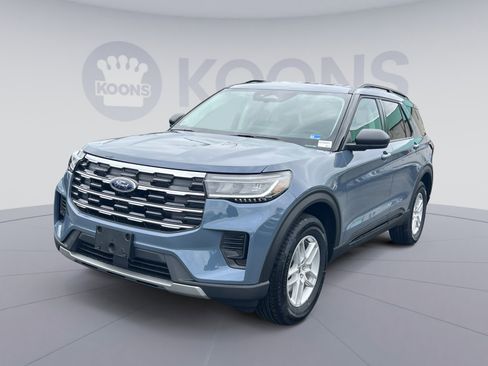 New 2026 Ford Explorer Active AWD/4WD image 5