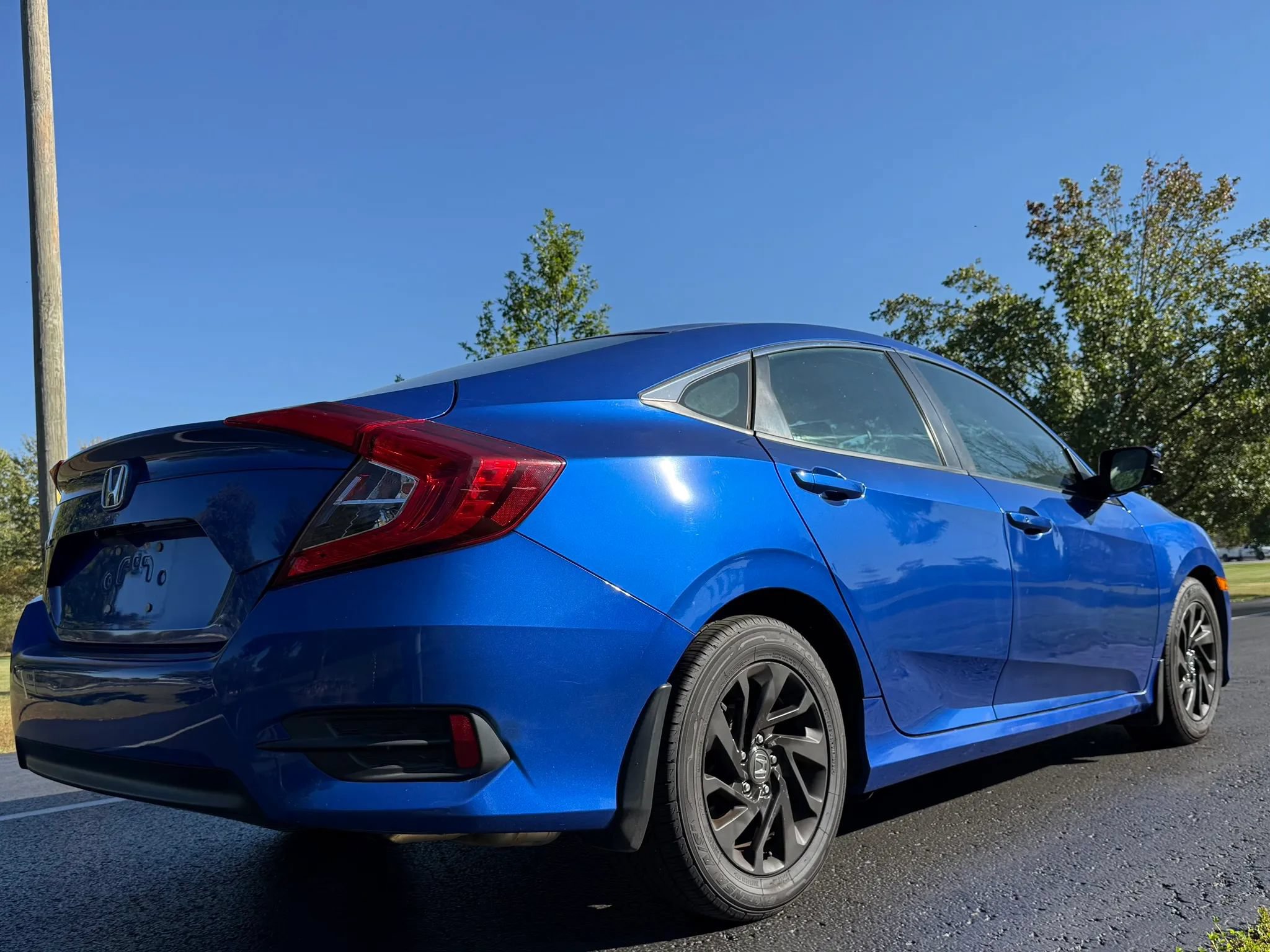 Used 2016 Honda Civic EX image 5