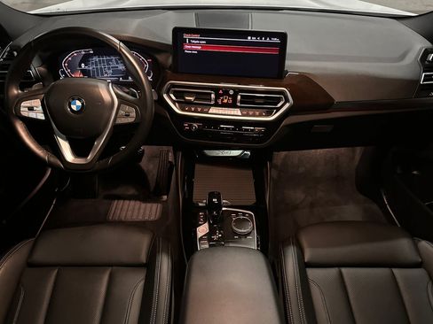 Used 2024 BMW X4 xDrive30i w/ Parking Assistance Package AWD/4WD image 12
