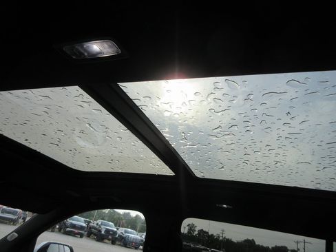 New 2026 Buick Enclave Avenir w/ Super Cruise Package image 16