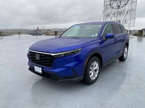 Used 2023 Honda CR-V LX image 8