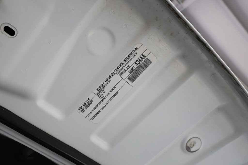 Used 2022 Jeep Grand Cherokee Summit AWD/4WD image 39