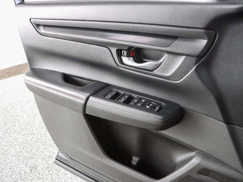 Used 2023 Honda CR-V Sport image 22