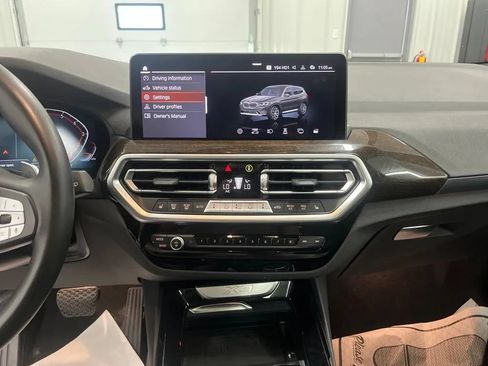 Used 2024 BMW X3 xDrive30i AWD/4WD image 25