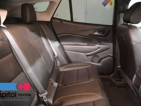 Used 2025 Chevrolet Trax ACTIV w/ Sunroof Package FWD image 28