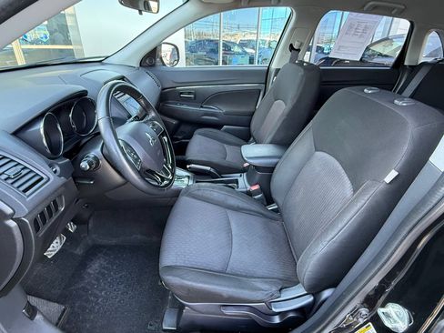 Used 2019 Mitsubishi Outlander Sport ES FWD image 12