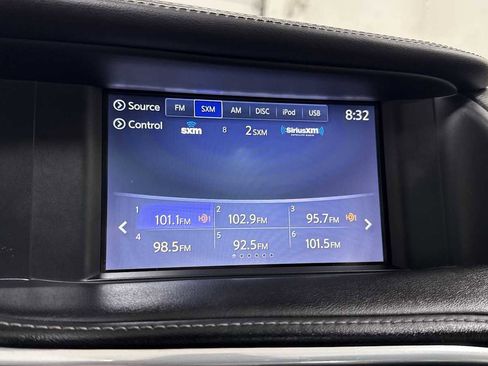 Used 2018 INFINITI QX30 AWD image 18