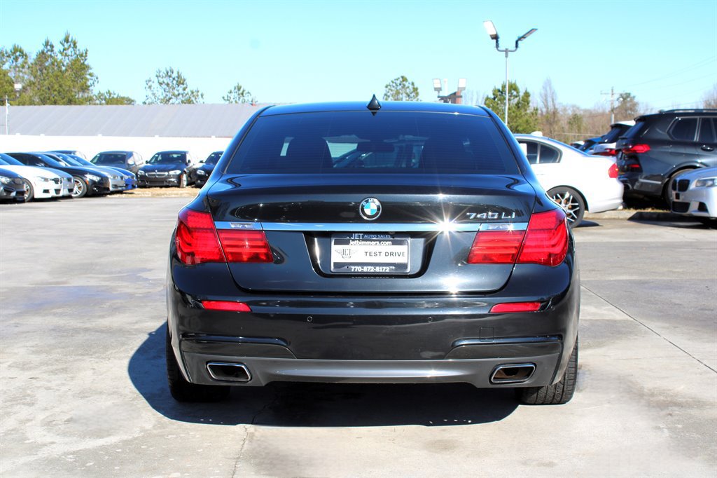 Used 2013 BMW 740Li RWD image 6