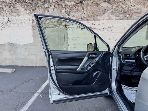 Used 2015 Subaru Forester 2.0XT Touring image 11