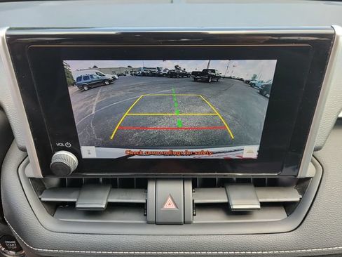 Used 2024 Toyota RAV4 XLE FWD image 26
