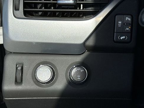 Used 2019 Chevrolet Tahoe Premier image 19