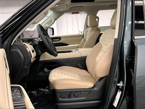 New 2026 Nissan Armada Platinum Reserve w/ Accent Package AWD/4WD image 10