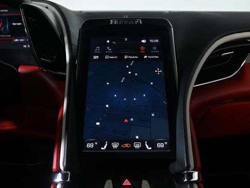 Used 2023 Ferrari Roma RWD image 15