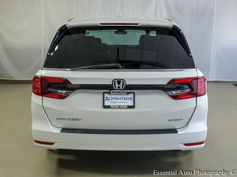 Used 2023 Honda Odyssey Sport image 7