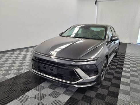 Used 2024 Hyundai Sonata SEL w/ Convenience Package image 15