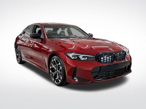 Used 2025 BMW 330i Sedan w/ M Sport Package RWD image 7