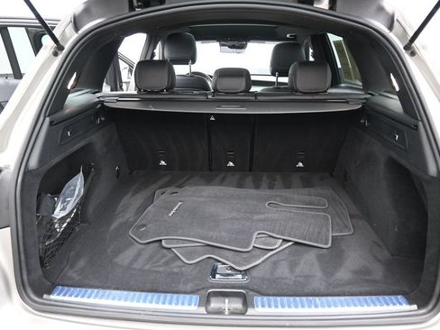 Used 2020 Mercedes-Benz GLC 300 4MATIC image 34