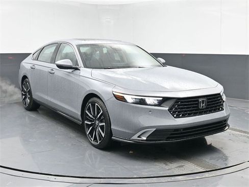 New 2025 Honda Accord Touring image 2