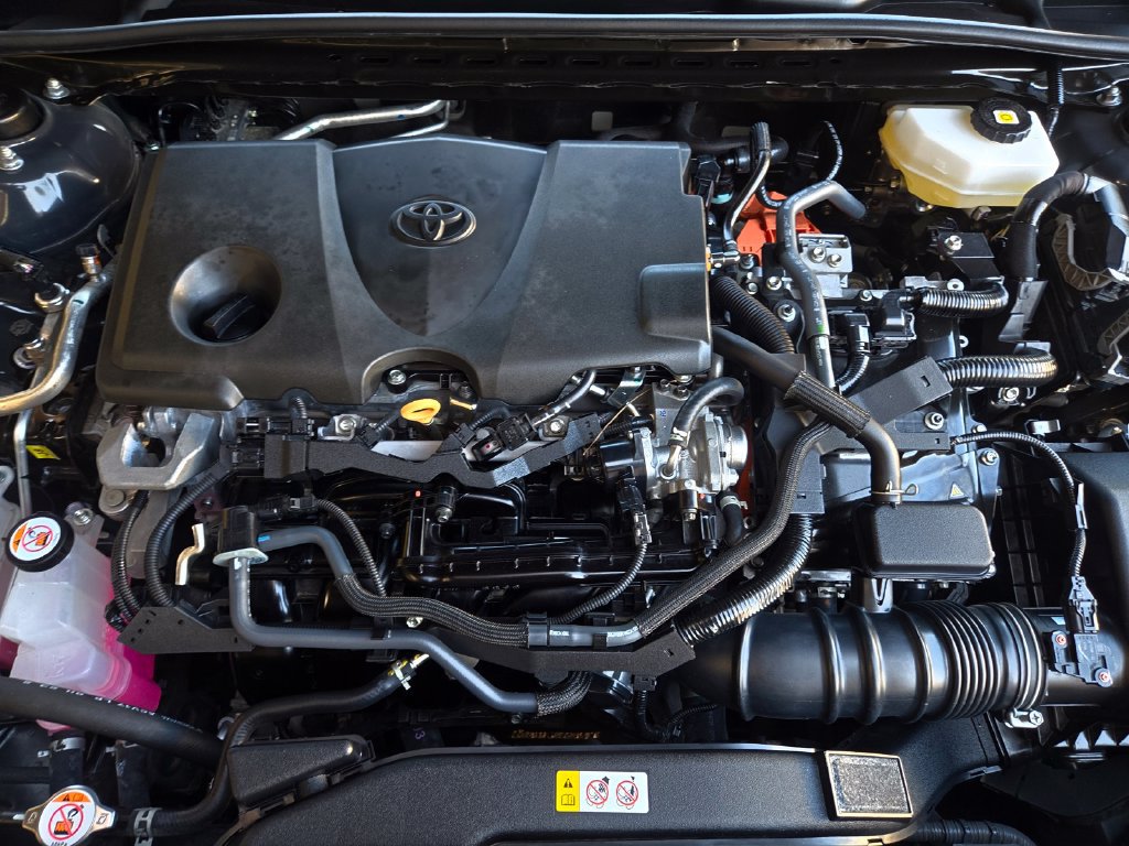 Used 2025 Toyota Camry SE FWD image 33