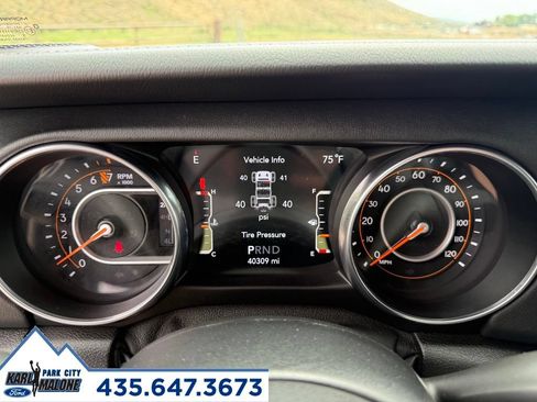 Used 2020 Jeep Wrangler Unlimited Sahara AWD/4WD image 18