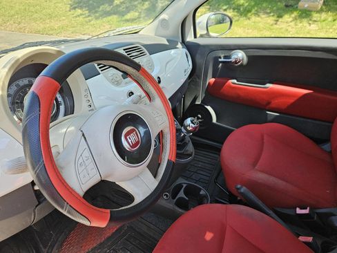 Used 2013 FIAT 500 Pop FWD image 10