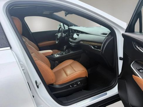 Used 2019 Cadillac XT4 Premium Luxury FWD image 24